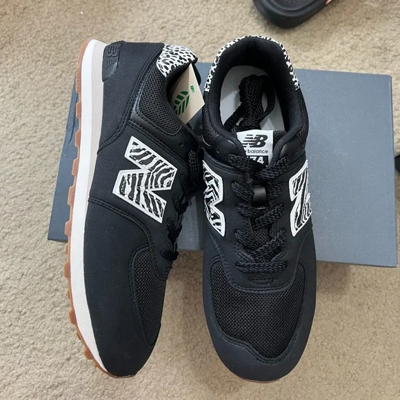 New Balance Zebra Print Sneakers - Picture 9 of 15